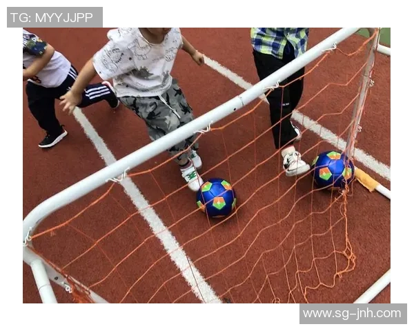 足球袜套穿法详解让你轻松掌握正确穿着技巧提升运动表现